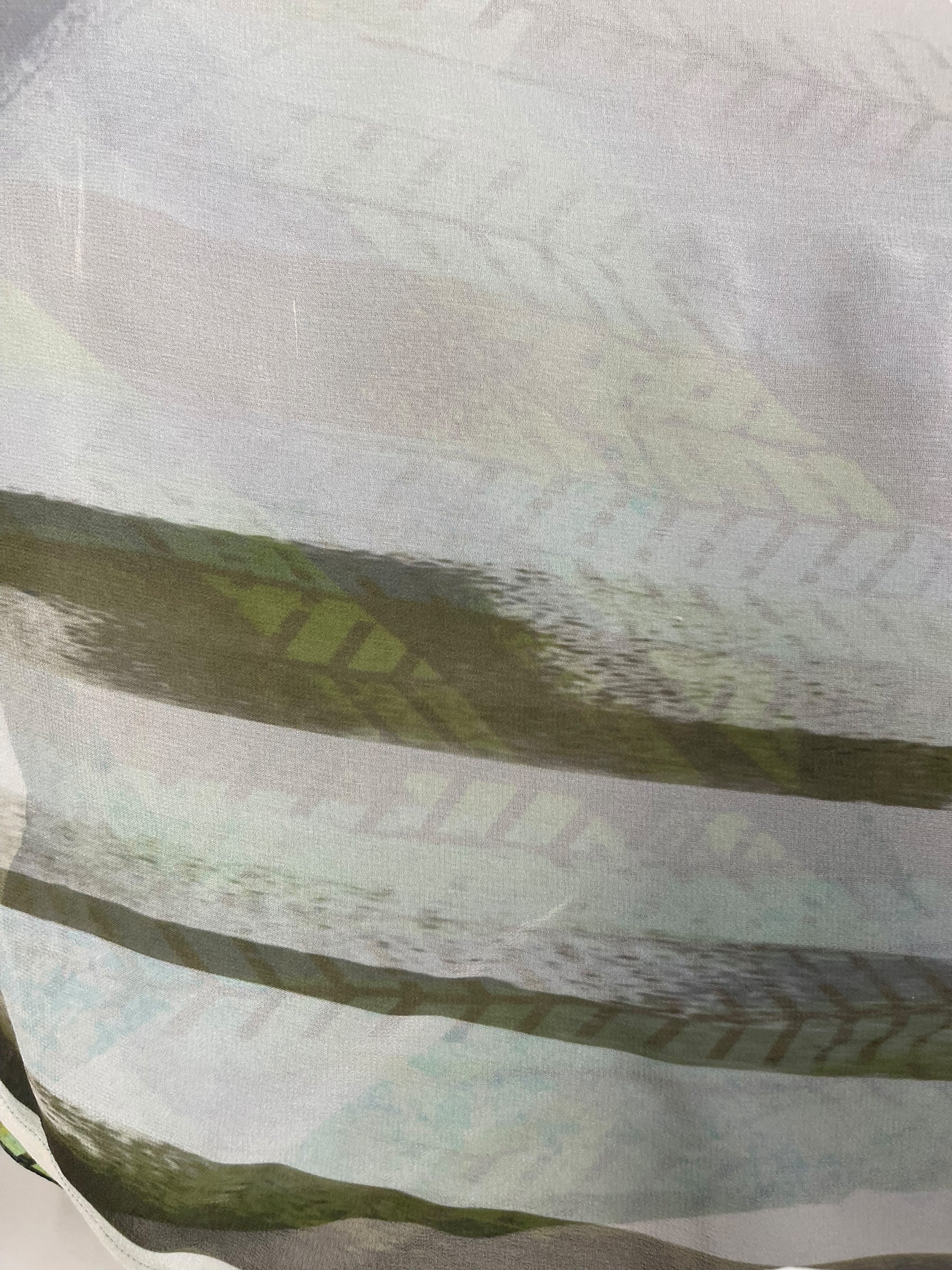 REVOLUTIONHER PRG6604 Sheer Avatar Pure Silk Capelet Poncho