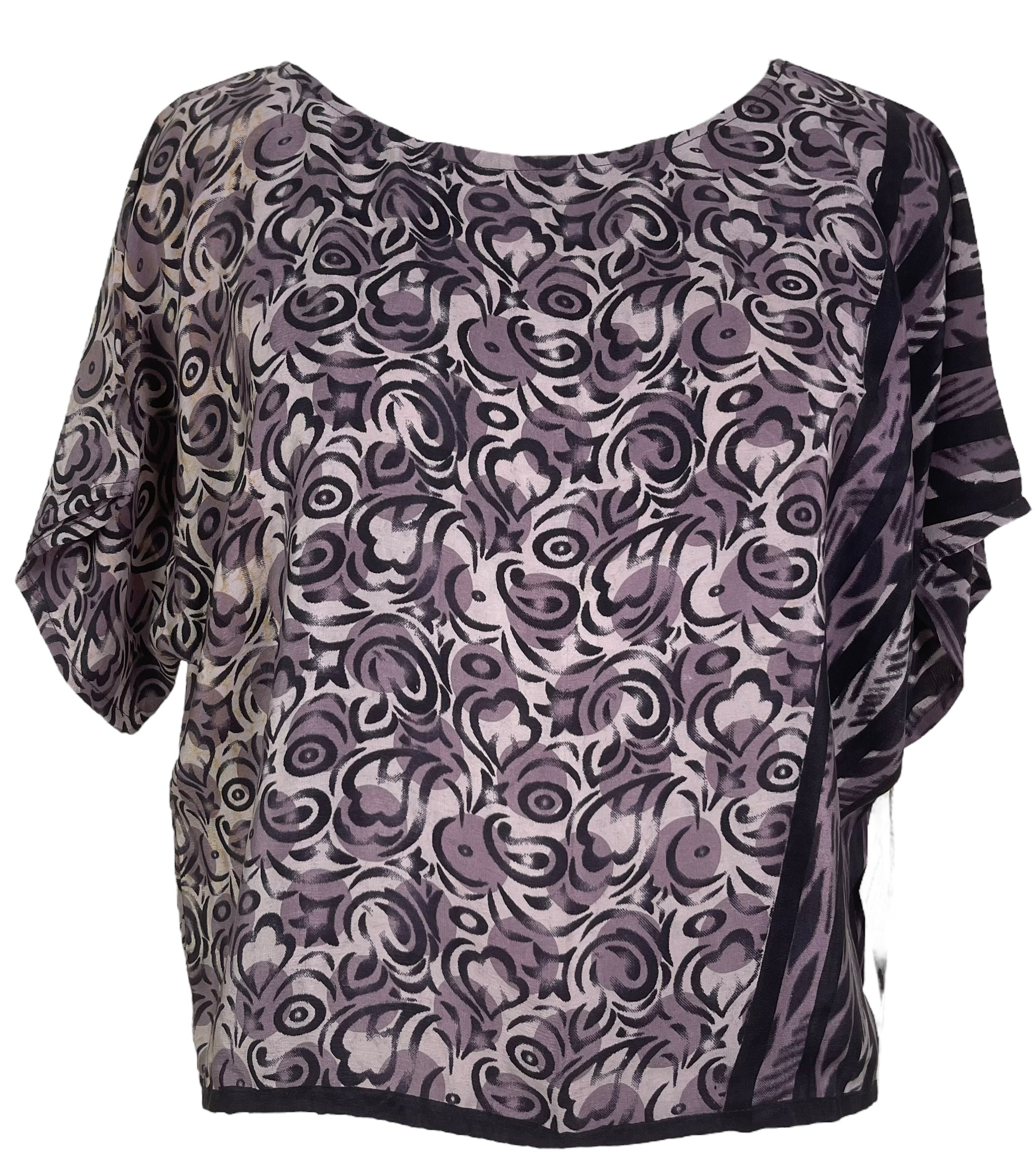 PRC8000B Avatar Pure Silk Boxy Top by DECEMBER2025 – Handmade ethical Boxy Top from sariKNOTsari using upcycled silk. Designed in Canada for travel and slow fashion, loved from Toronto to LA to Sydney.