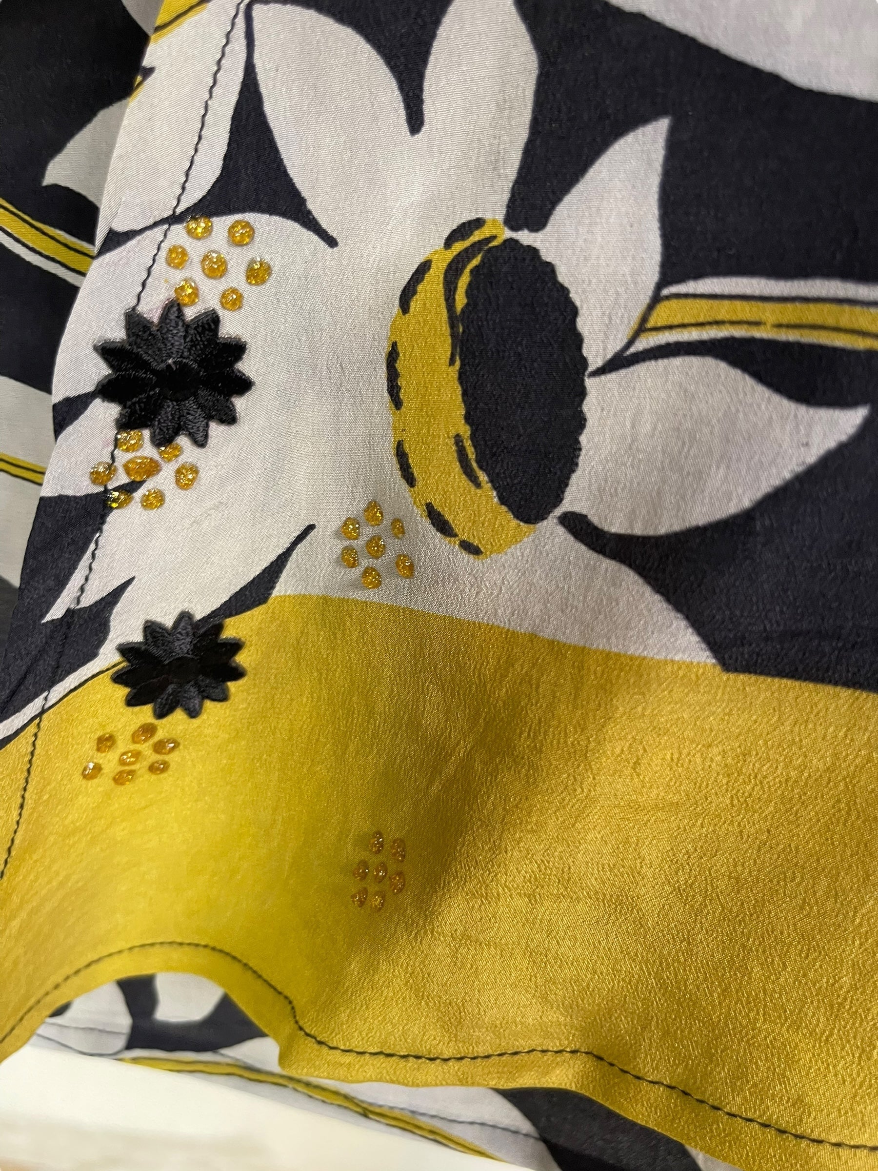 PRC7280 Avatar Pure Silk Cardigan