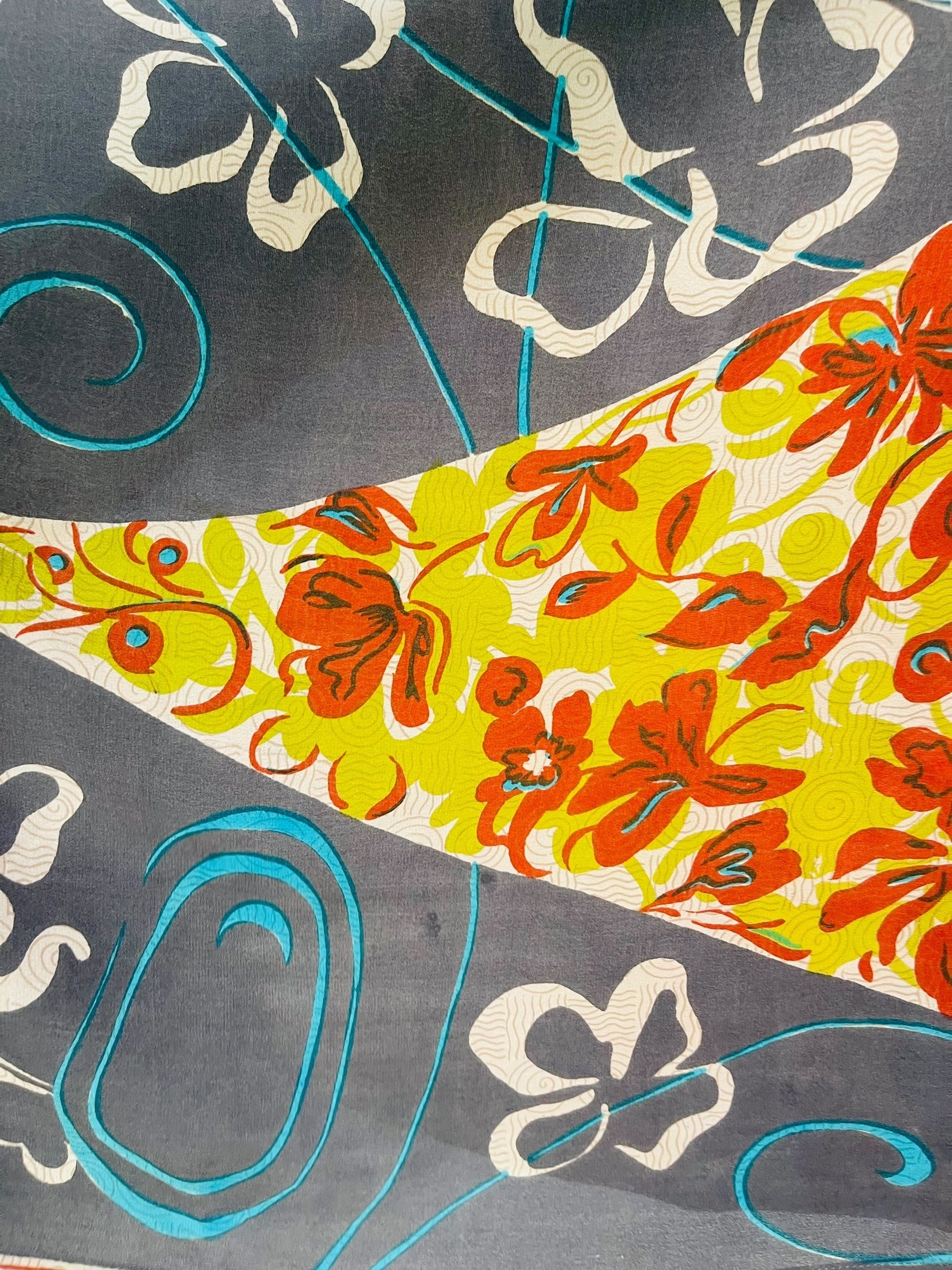 LADY LUCK PRC7324 Pure Silk Avatar Capelet Poncho