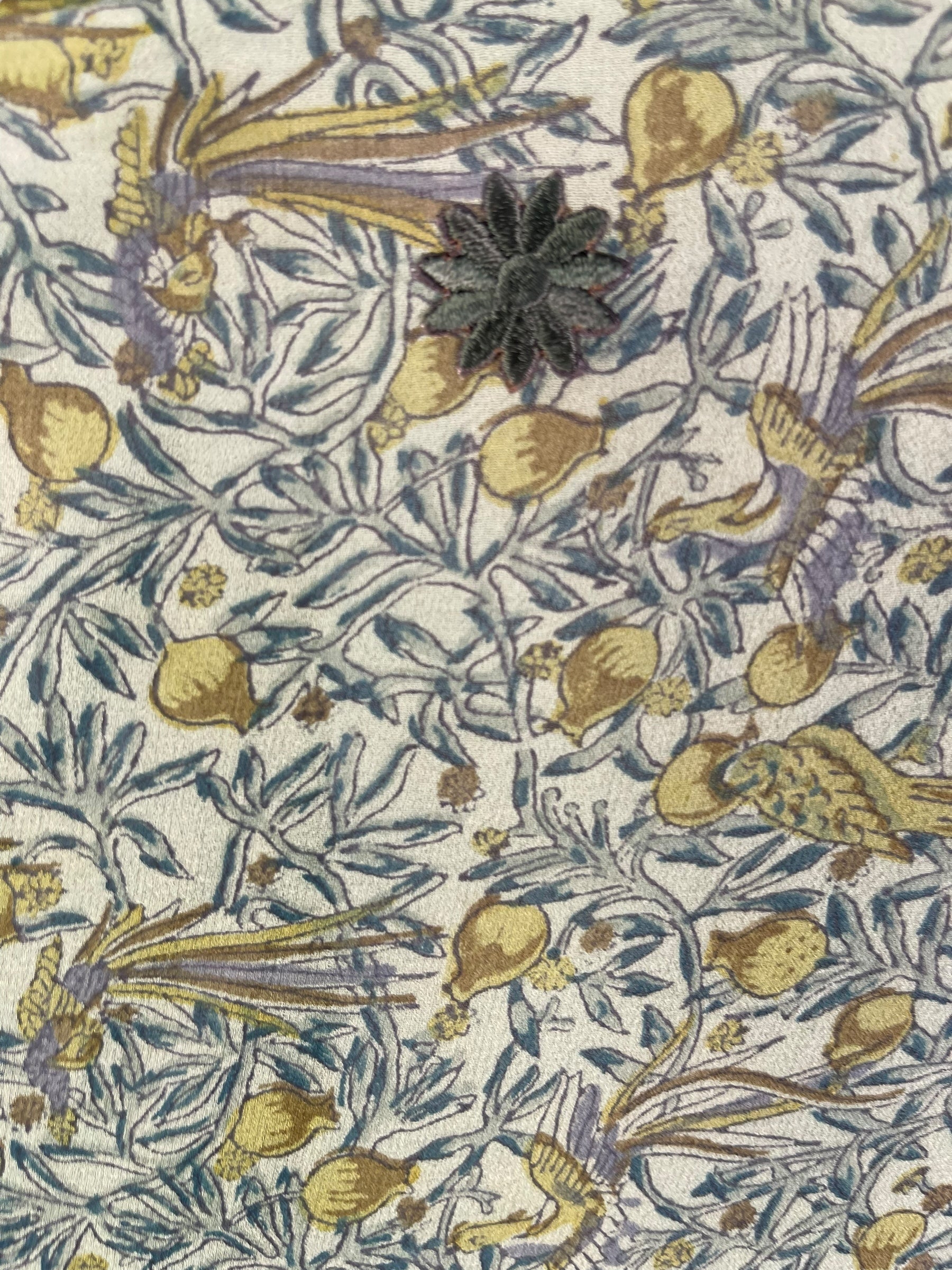 PRG7362 Sheer Avatar Pure Silk Midi Length Kaftan