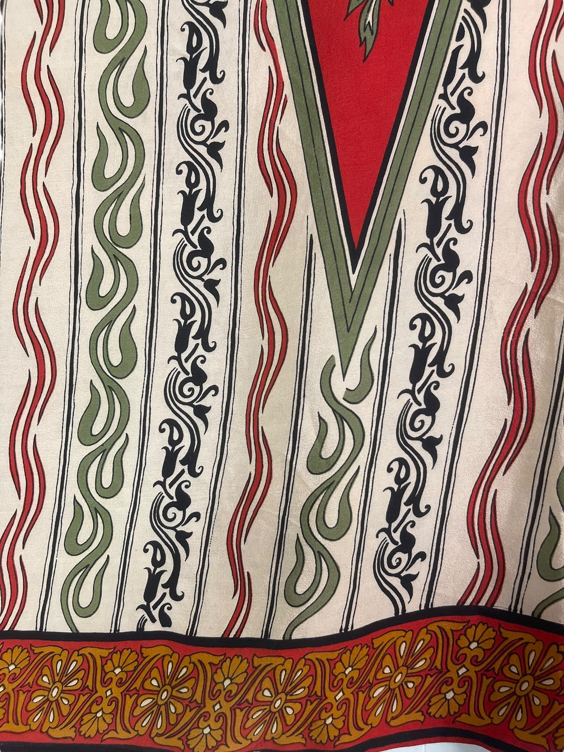 PRC7644 Pure Silk Wabi Sabi Capelet Poncho